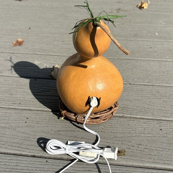 Halloween Gourd Hand Carved Ghost Jack-o-Latern Light - Picture 9 of 16